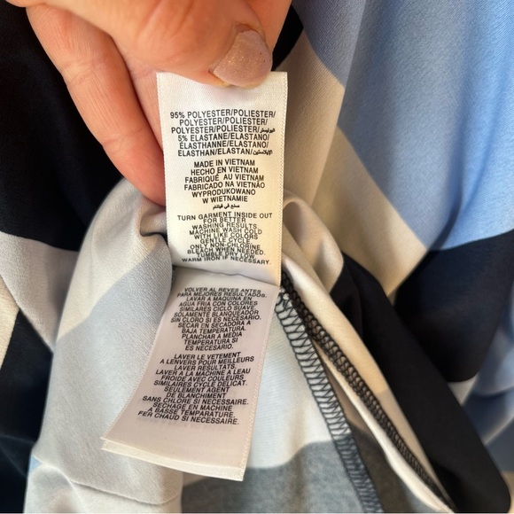 Jones New York Abstract Geo Print Blouse S Blue Black Cream Dolman Sleeve Top - Picture 7 of 10